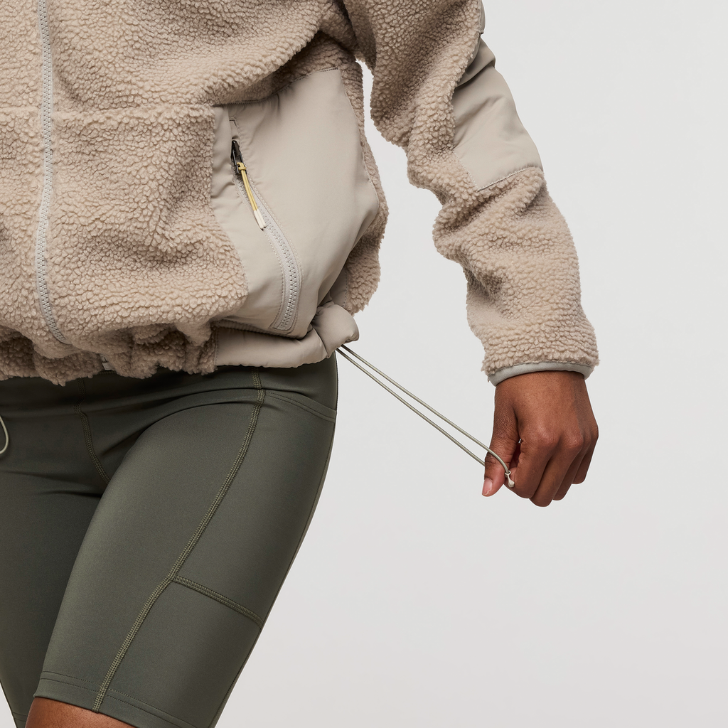 Bacano Fleece Jacket - Women's, Pebble, Model Sydney