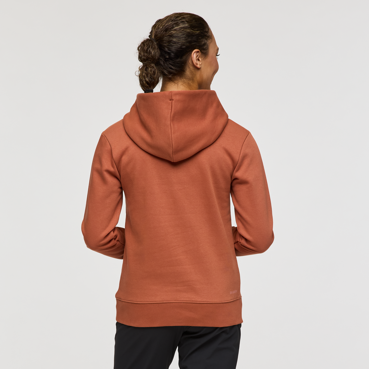 Cotopaxi Llama Pullover Hoodie - Women's, Faded Brick, Model London