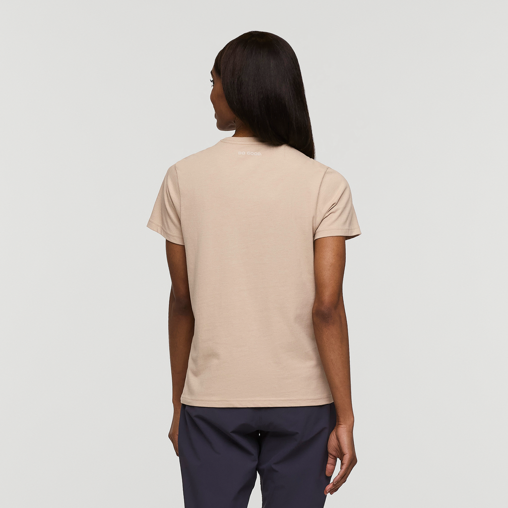 Cotopaxi Llama T-Shirt - Women's, Oatmeal, Model Sydney
