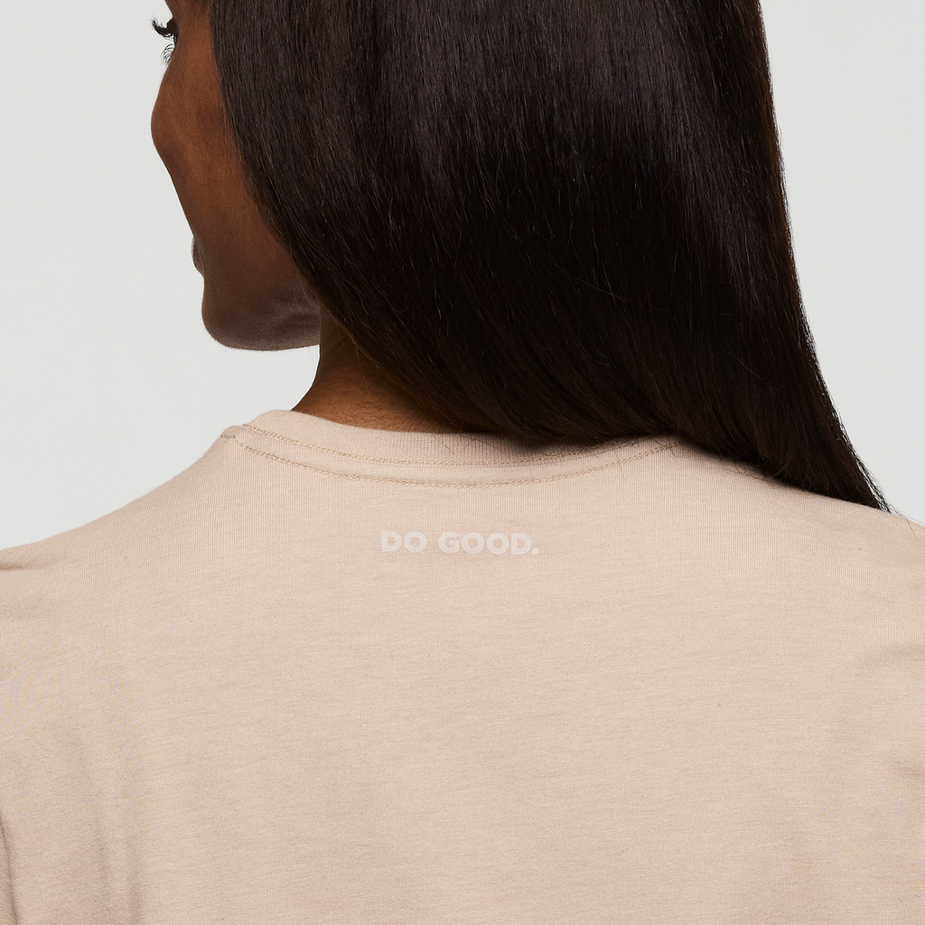 Cotopaxi Llama T-Shirt - Women's, Oatmeal, Model Sydney