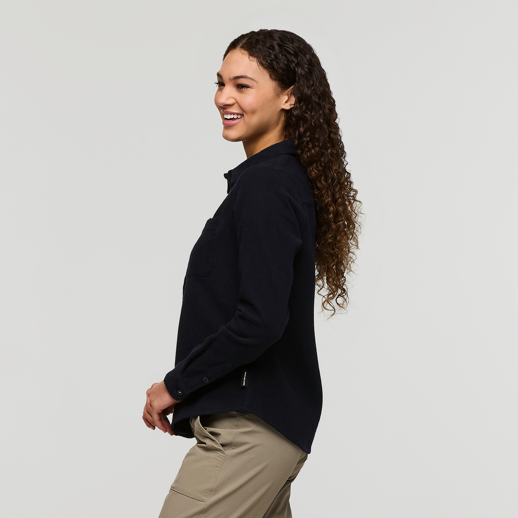 Mero Organic Flannel Shirt - Women's, Carbon, Model London