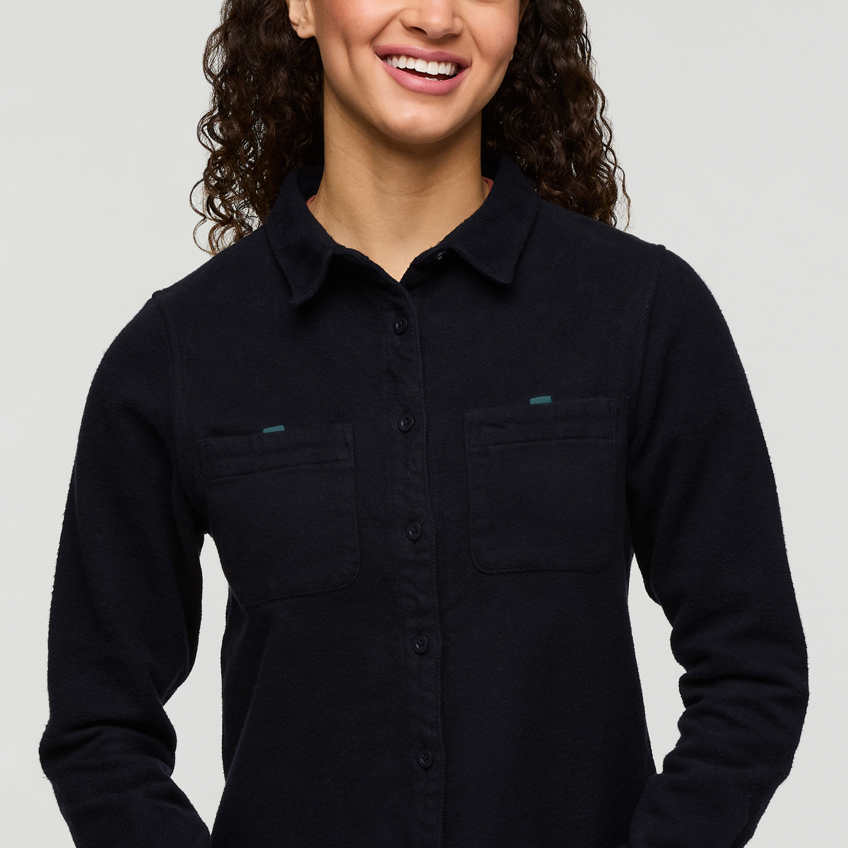 Mero Organic Flannel Shirt - Women's, Carbon, Model London