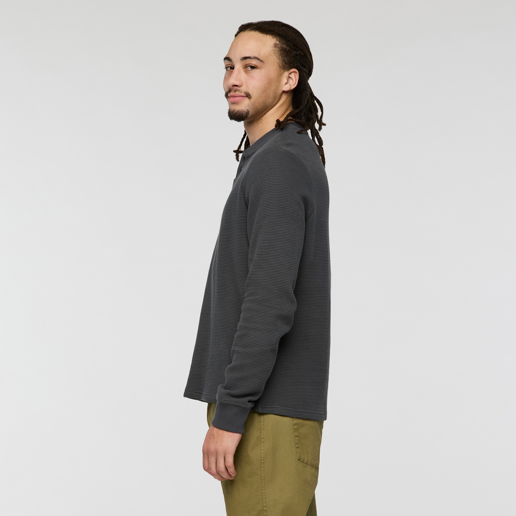 Atajo Long-Sleeve Waffle Henley - Men's, Charcoal, Model Kai
