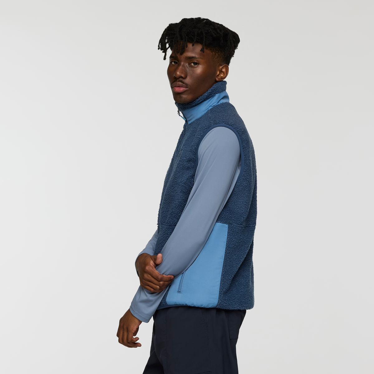 Bacano Fleece Vest - Men's, Deep Sea/Fjord, Model Nicolas