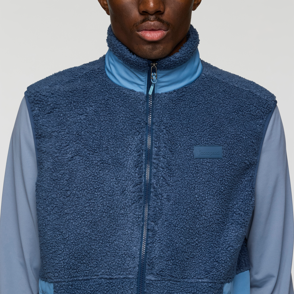 Bacano Fleece Vest - Men's, Deep Sea/Fjord, Model Nicolas