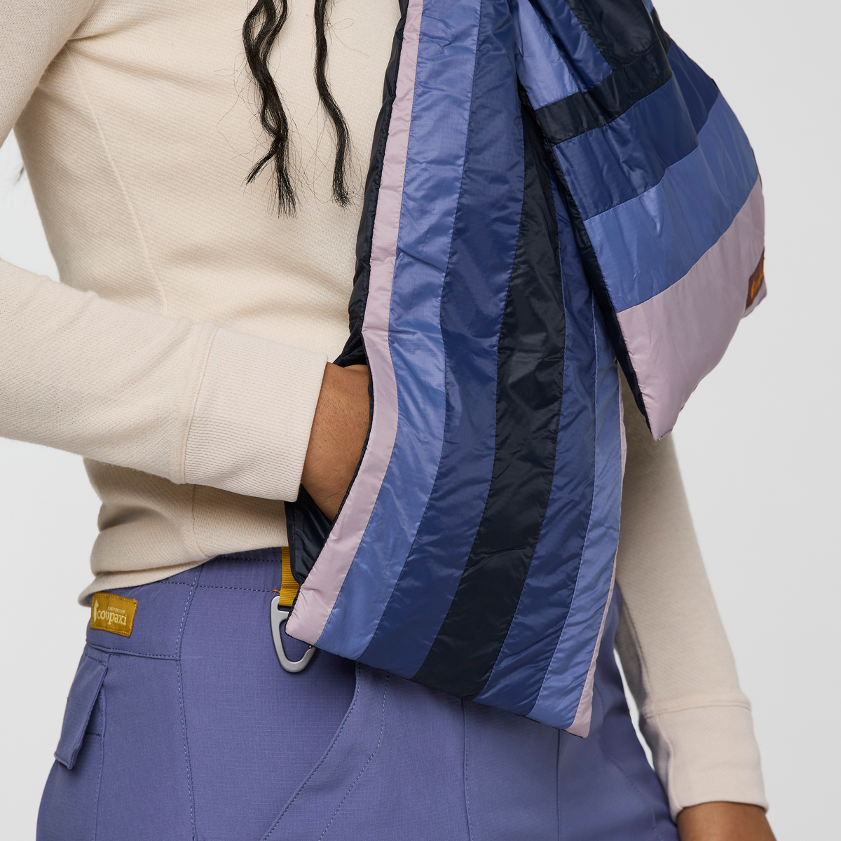 Fuego Down Scarf, Lifestyle