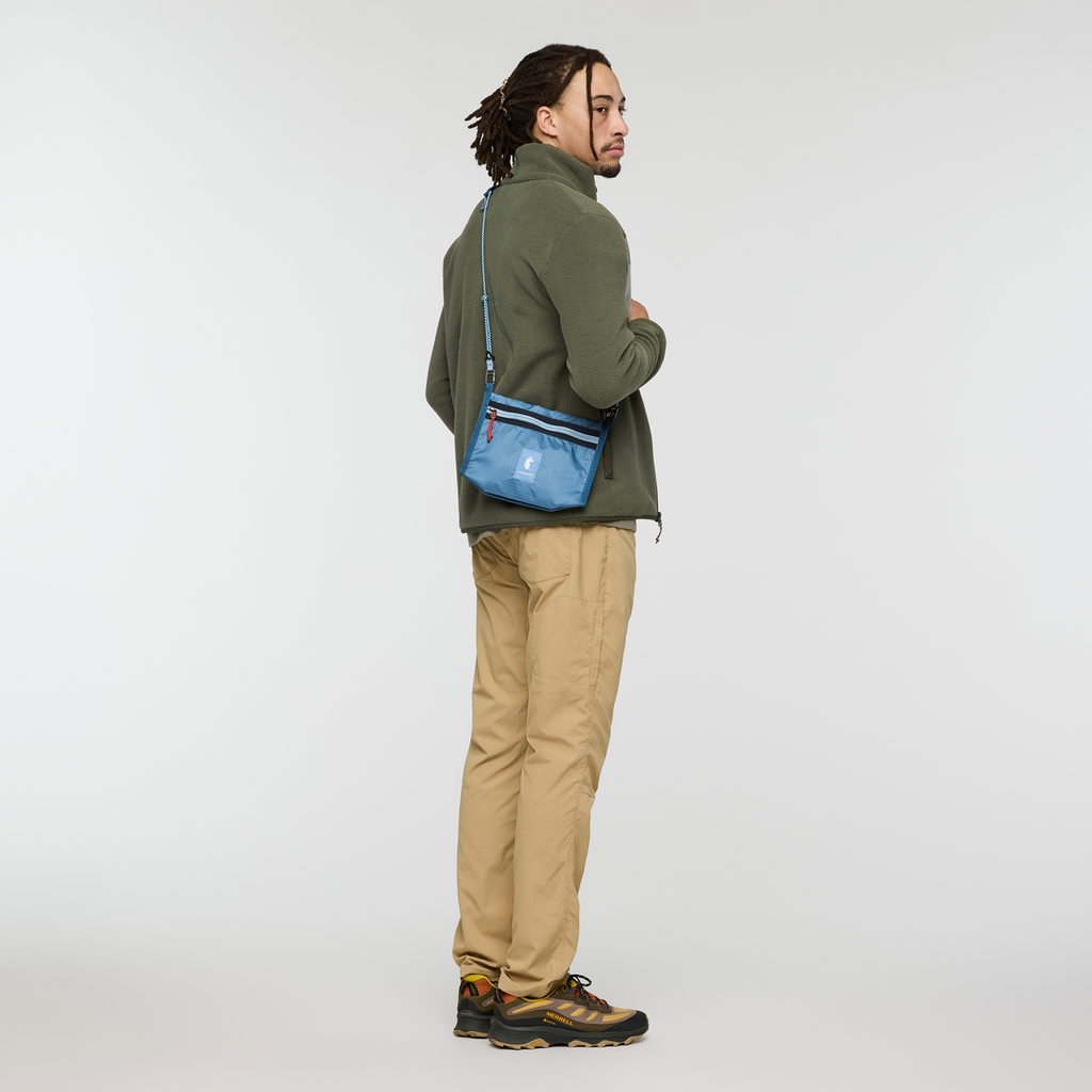 Lista 2L Lightweight Crossbody Bag - Cada Día, Fjord