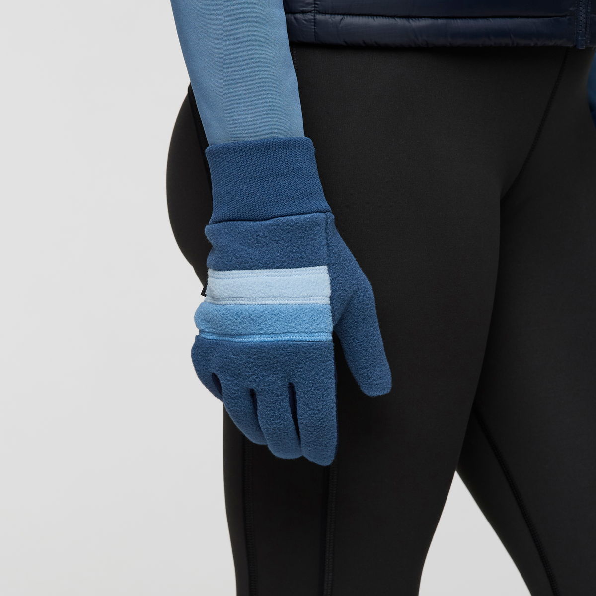 Teca Fleece Gloves, Deep Sea, Detail