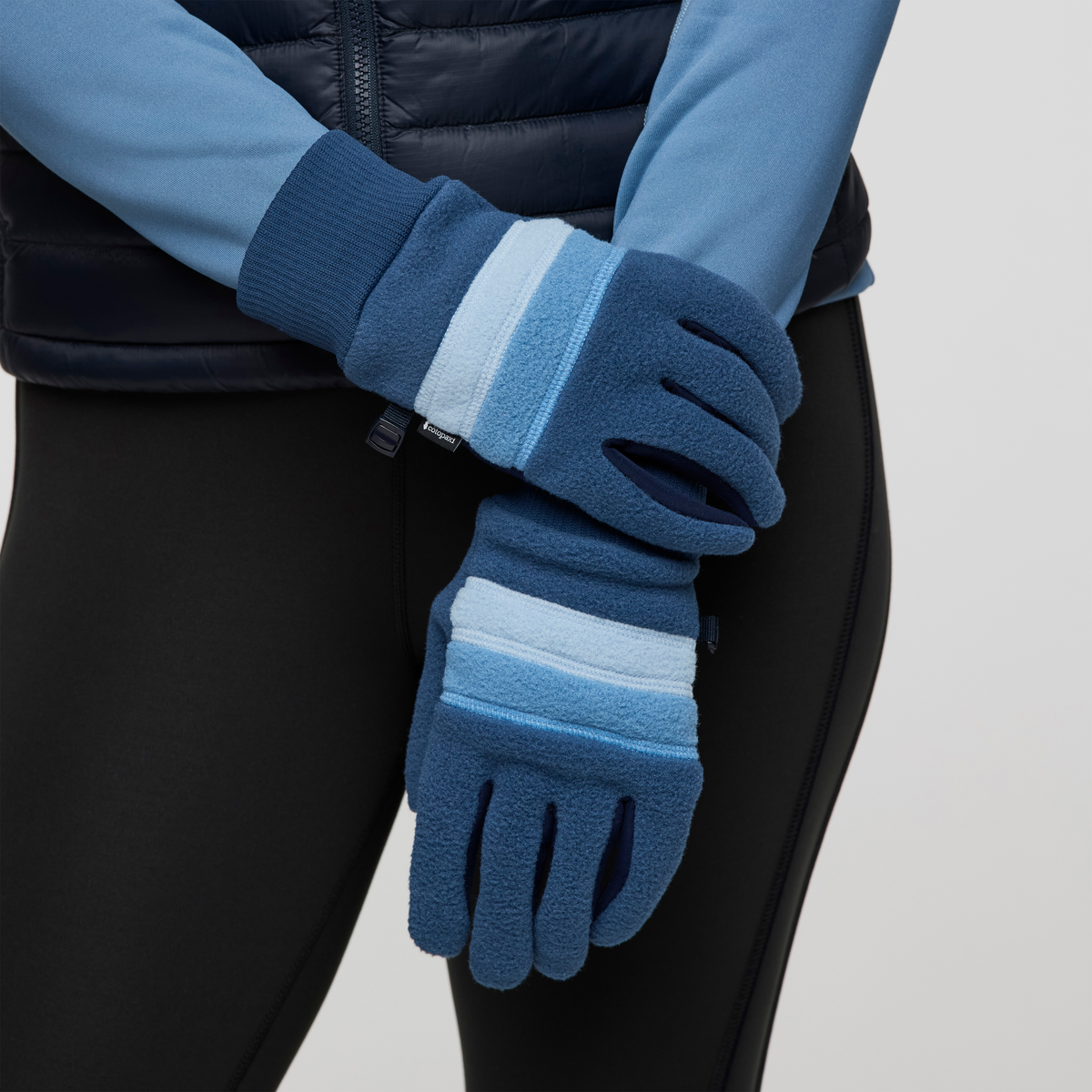 Teca Fleece Gloves, Deep Sea, Detail