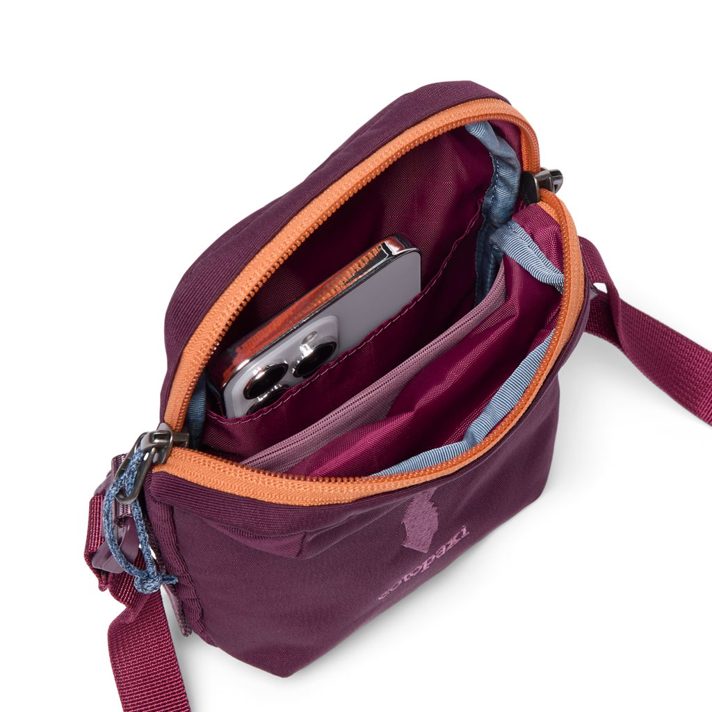 Todo 1L Shoulder Bag, Blackberry, Detail