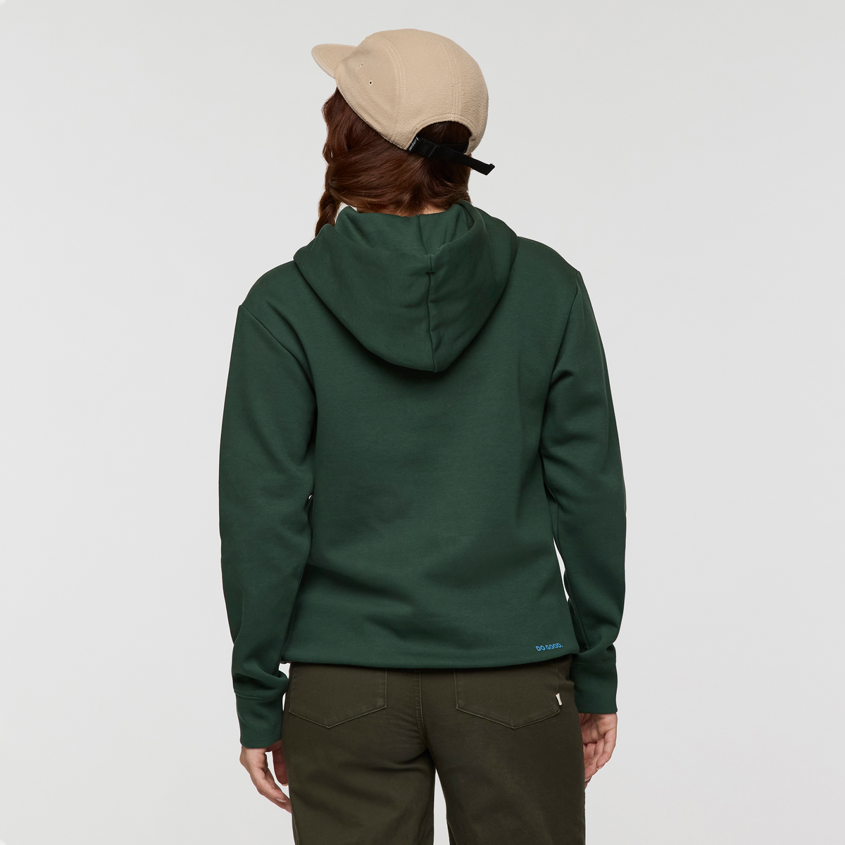 Cotopaxi Llama Pullover Hoodie - Women's, Cargo, Model Caitlyn