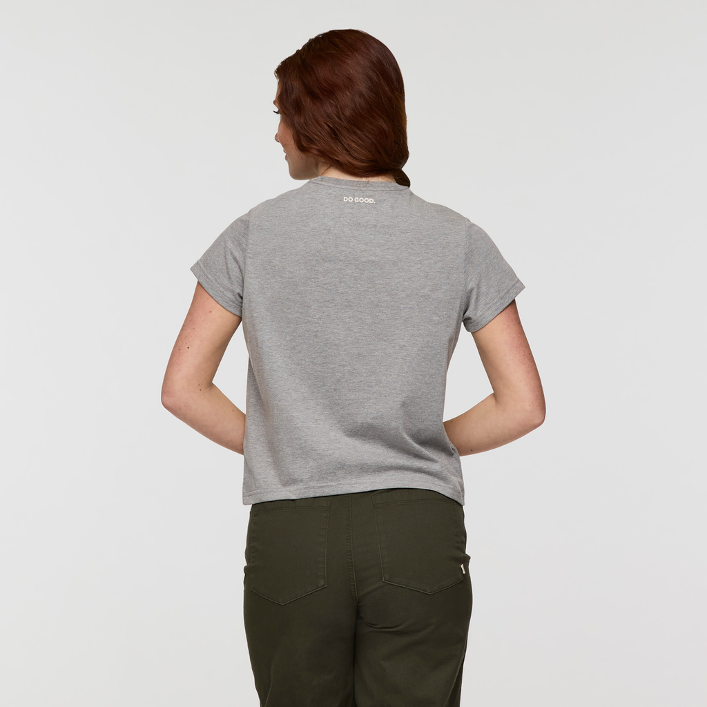 Cotopaxi Llama T-Shirt - Women's, Heather Grey, Model Caitlyn