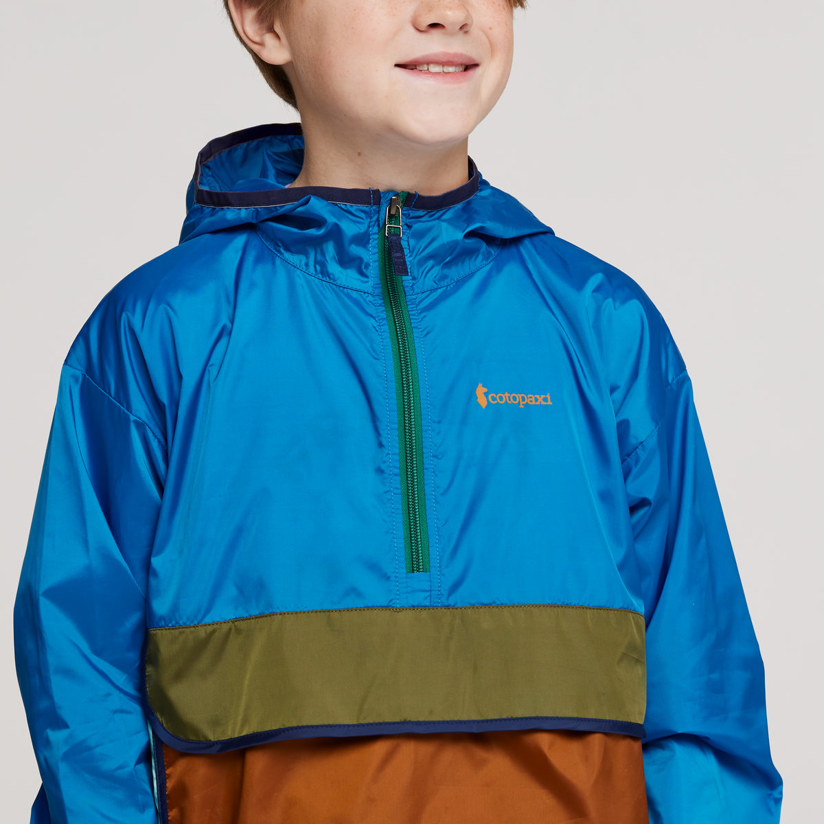 Teca Half-Zip Windbreaker - Kids', Drizzle, Model Dax