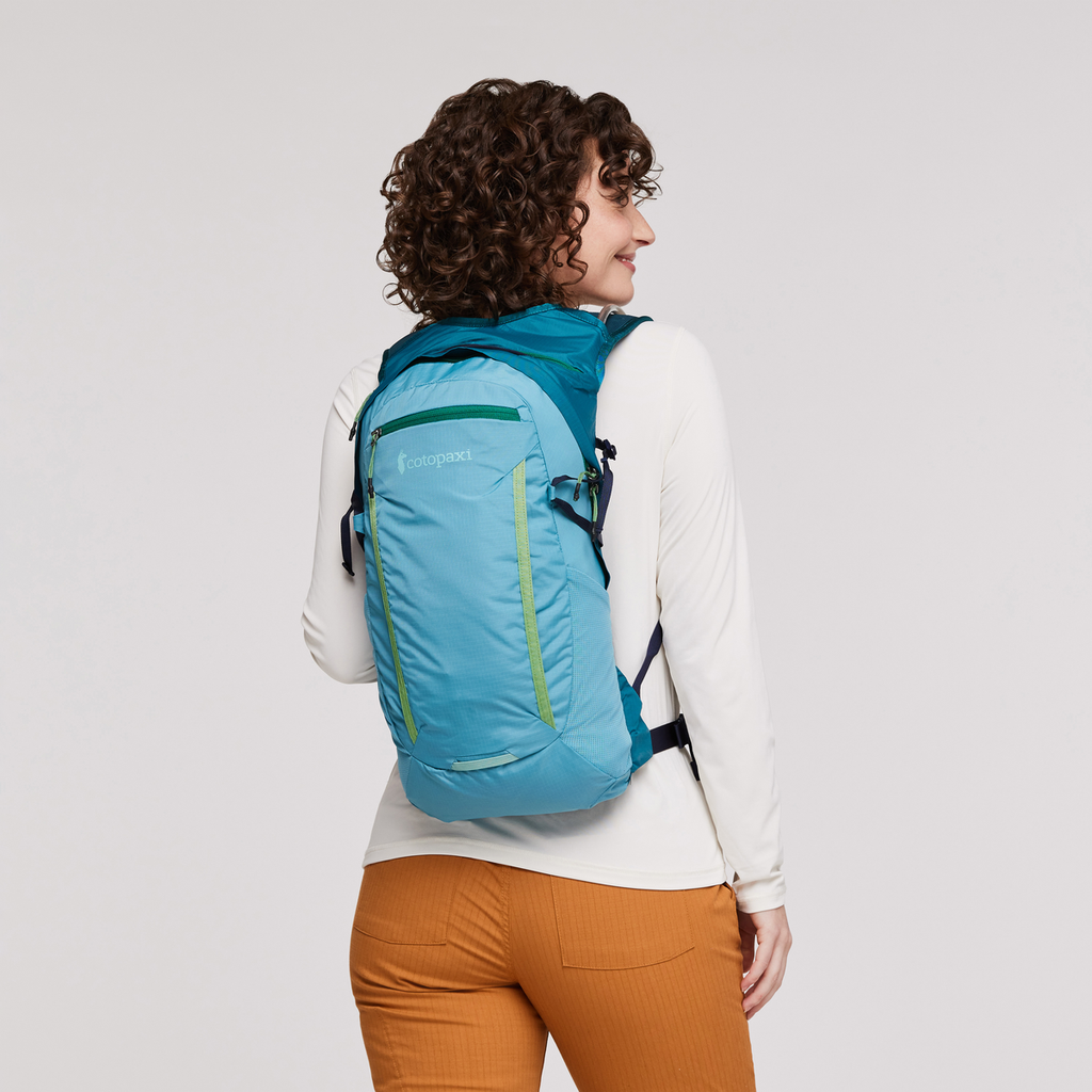 Lagos 15L Hydration Pack, Poolside/Gulf, model