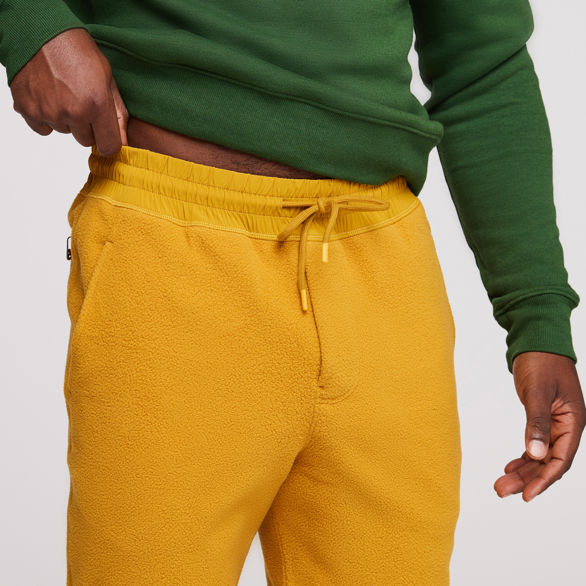 Abrazo Fleece Jogger - Men's, Amber, Model Jeremy