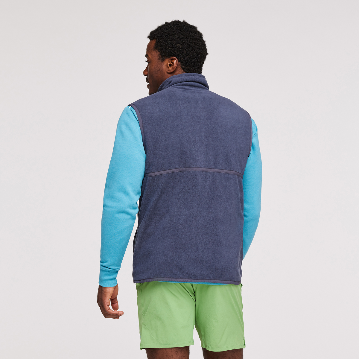Amado Fleece Vest - Men's, Graphite, Model Jeremy