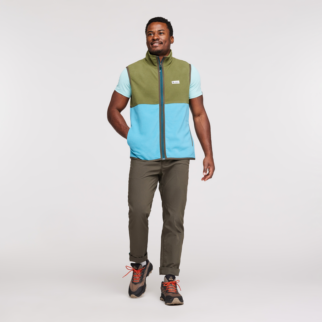 Amado Fleece Vest - Men's, Pine/Poolside, Model Jeremy