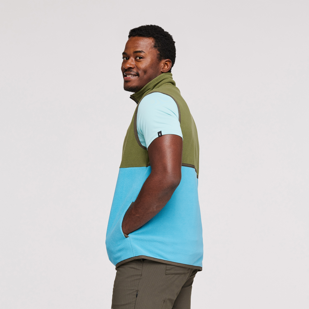 Amado Fleece Vest - Men's, Pine/Poolside, Model Jeremy