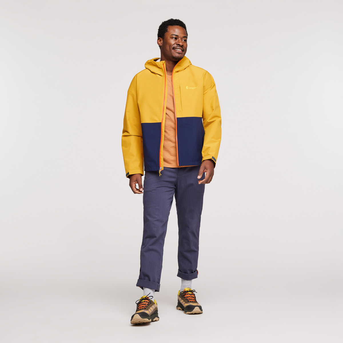 Cielo Rain Jacket - Men's, Amber, Model Jeremy