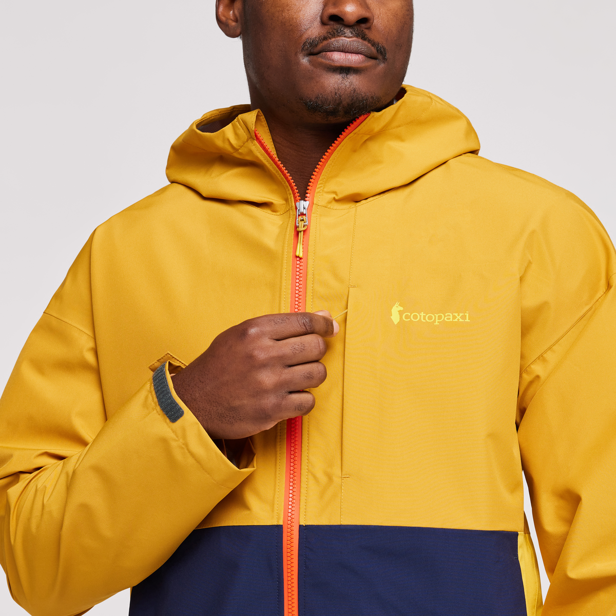 Cielo Rain Jacket - Men's, Amber, Model Jeremy
