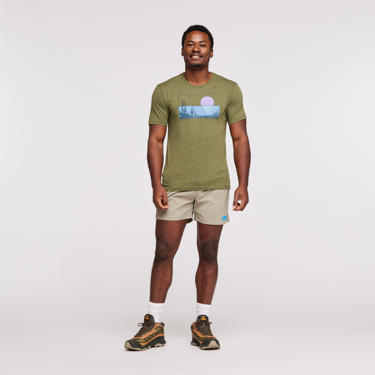 Desert View Organic T-Shirt - Men's, Pine, Model Jeremy