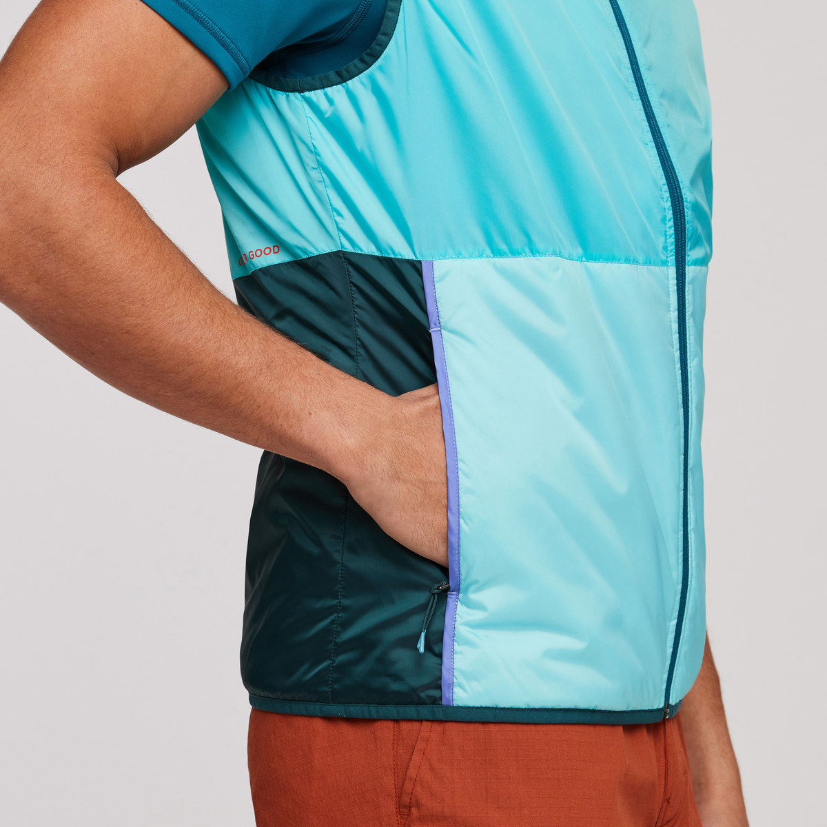 Teca Cálido Vest - Men's, Alabama, Model Munther