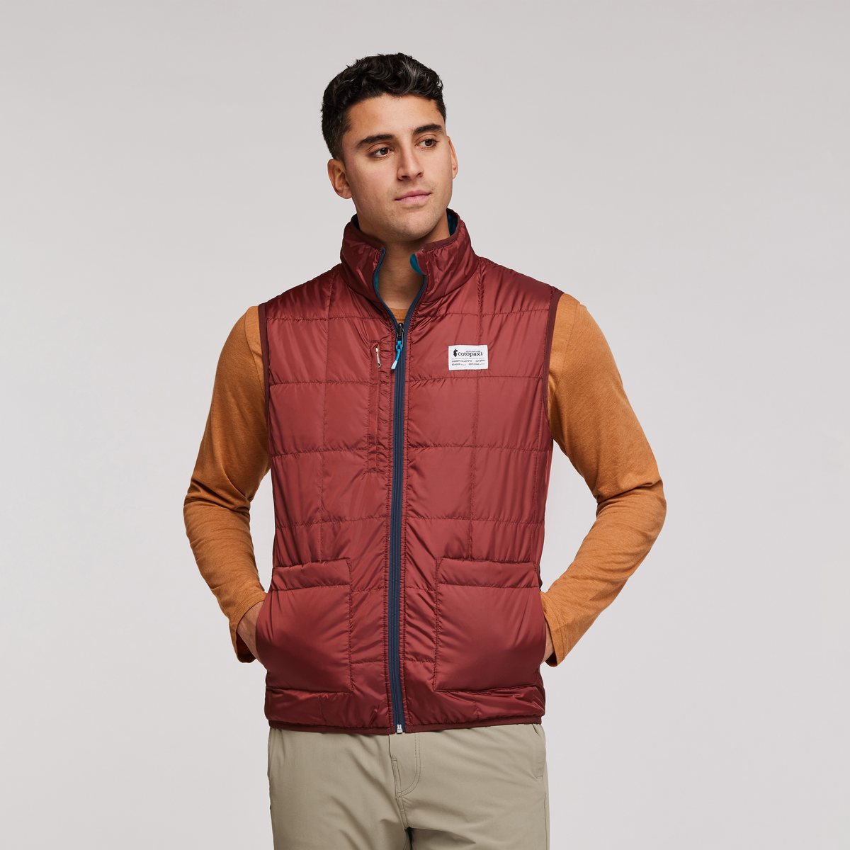 Teca Cálido Vest - Men's, Mountain Town, Model Munther
