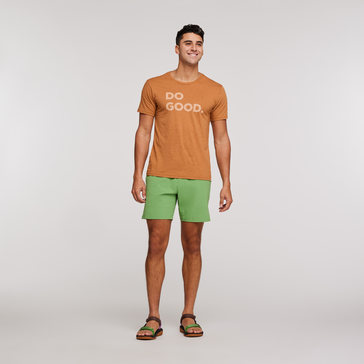 Valle Active Short - Men's, Kelp, Model Munther
