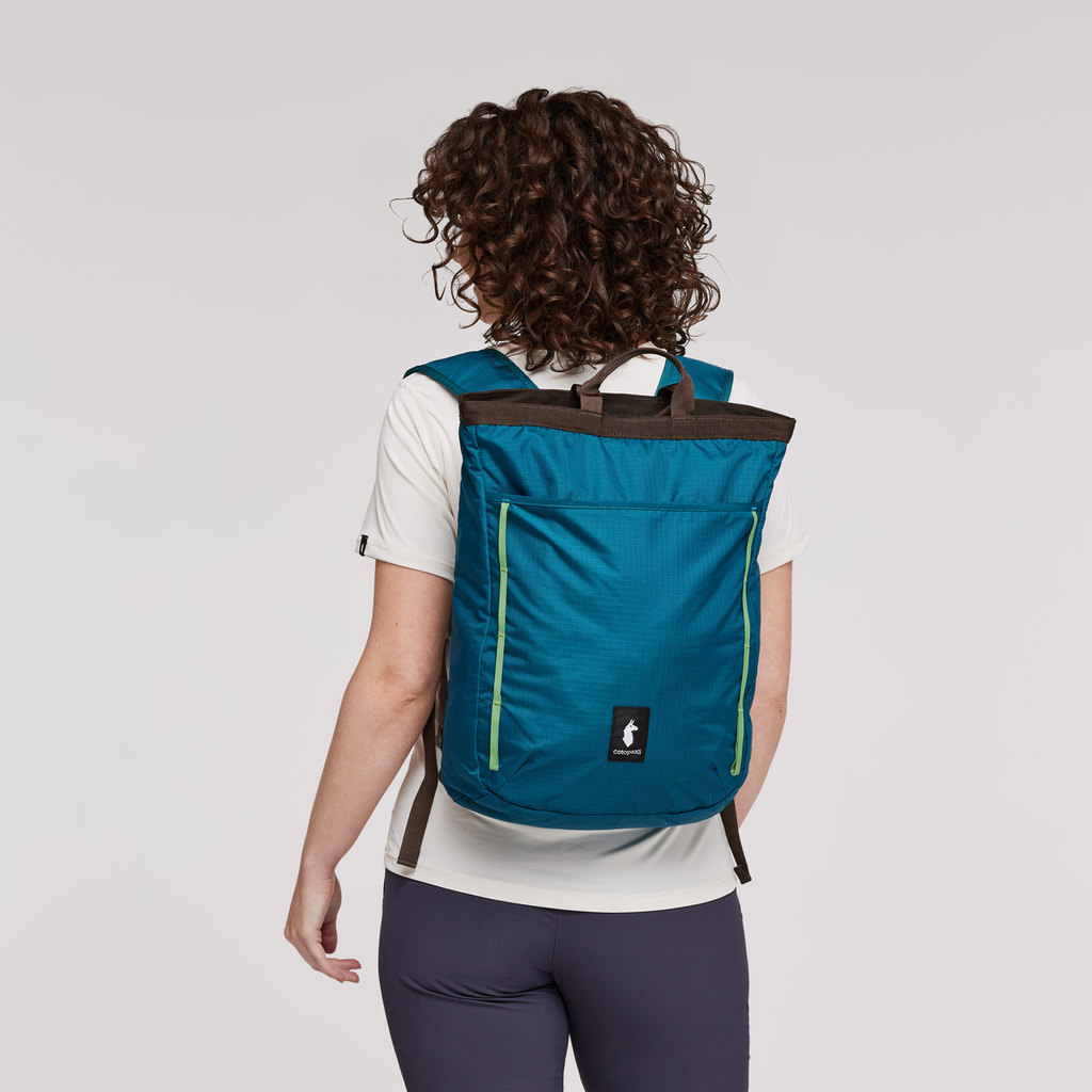 Todo Convertible 16L Tote - Cada Día, Detail  Lifestyle