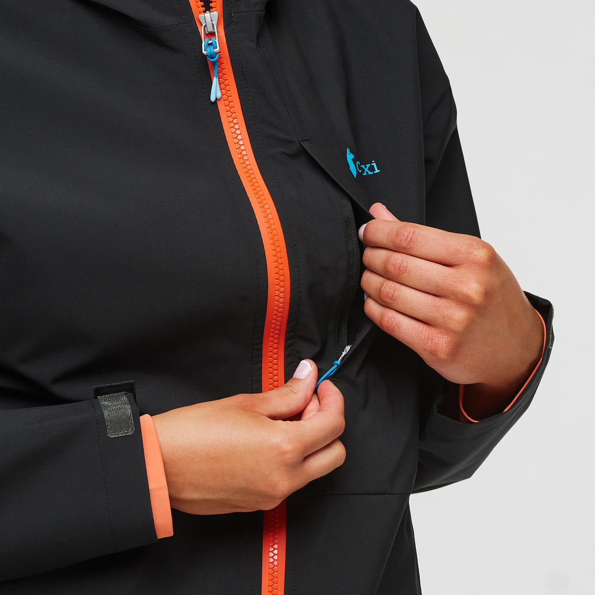 Cielo Rain Jacket - Women's, All Black, Model London