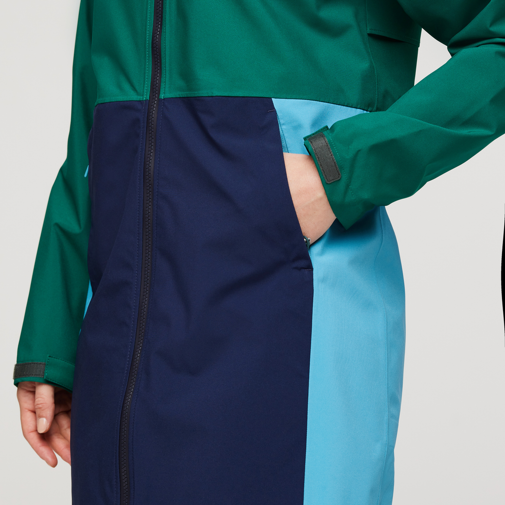 Cielo Rain Trench - Women's, Greenery, Model Aya