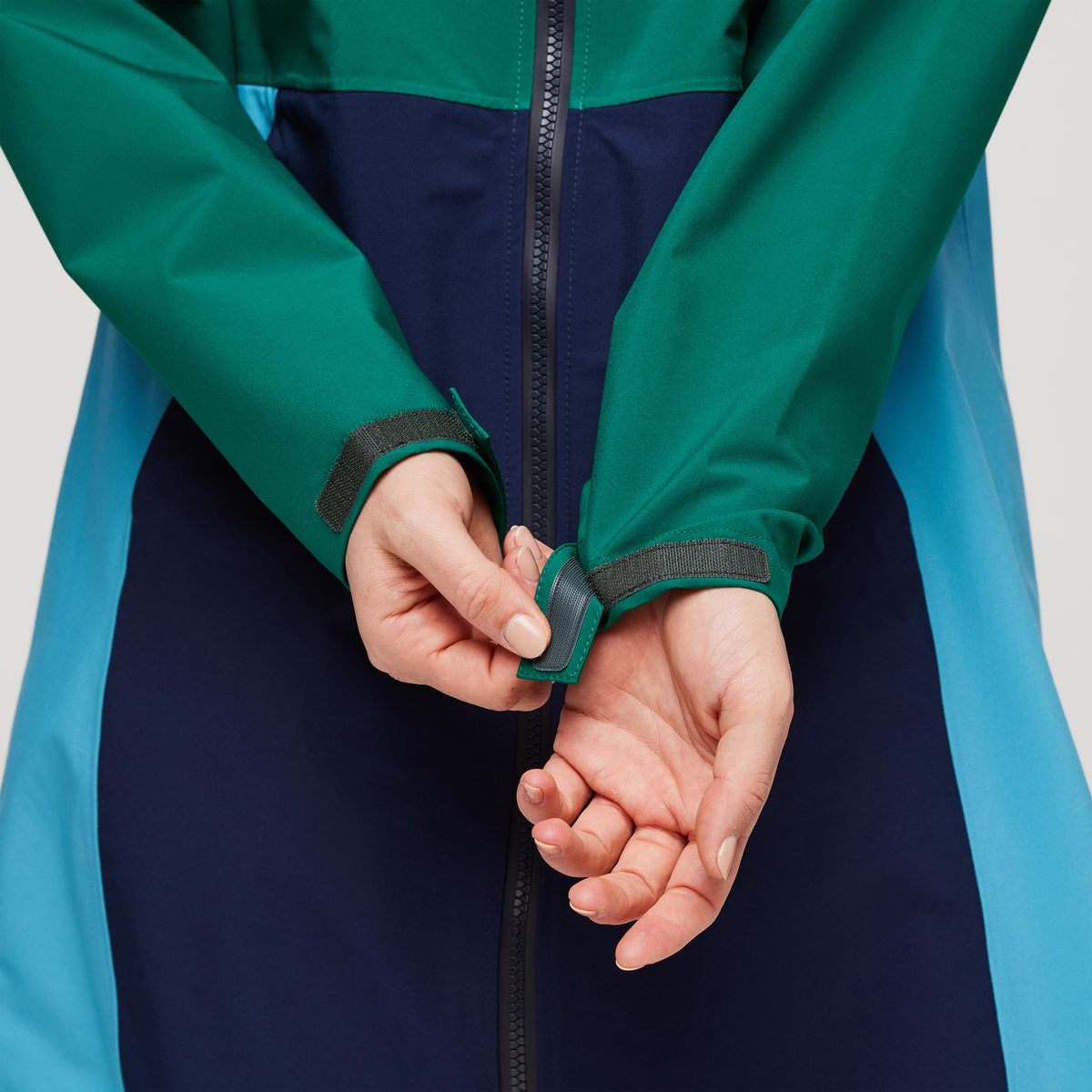 Cielo Rain Trench - Women's, Greenery, Model Aya