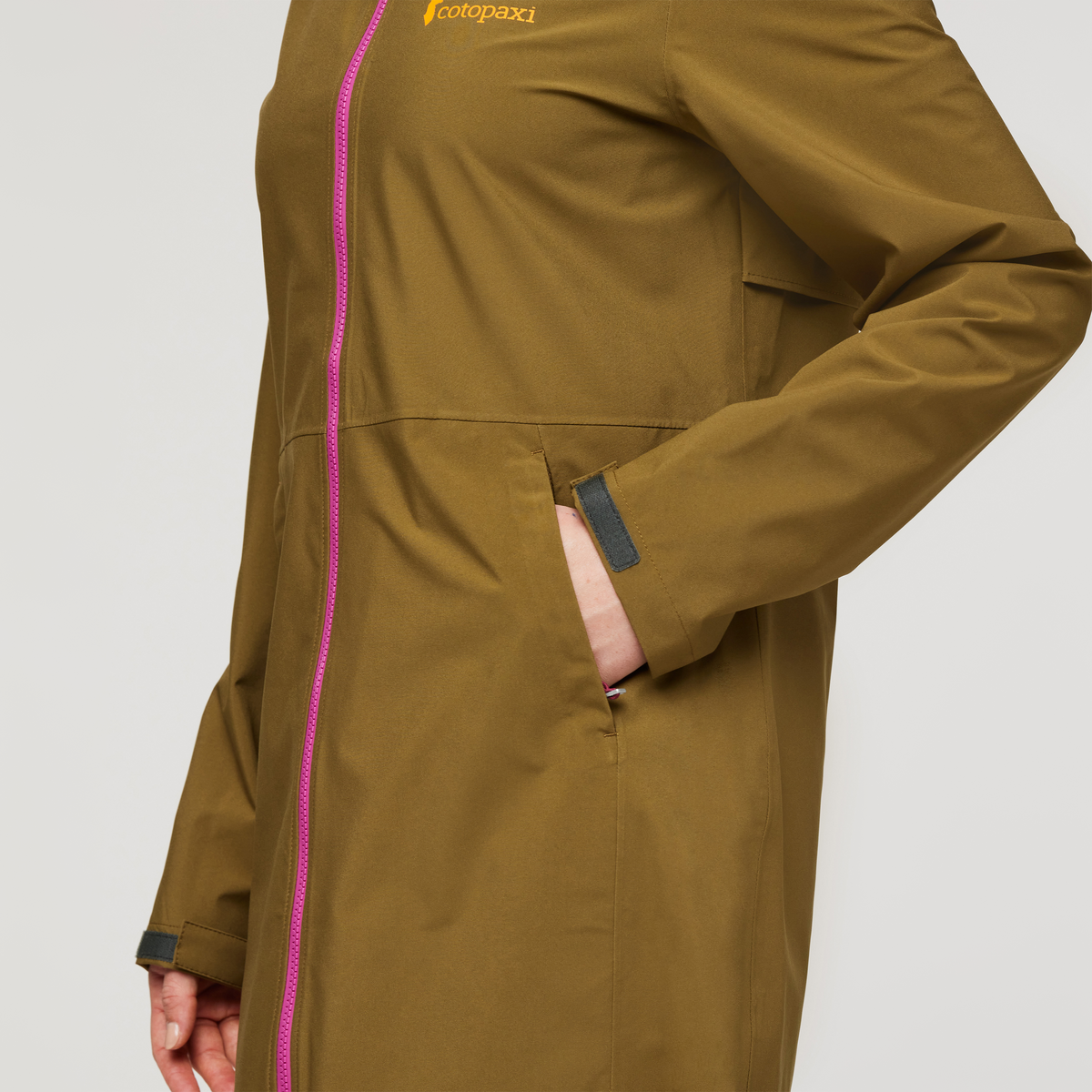 Cielo Rain Trench - Women's, Oak, Model Aya