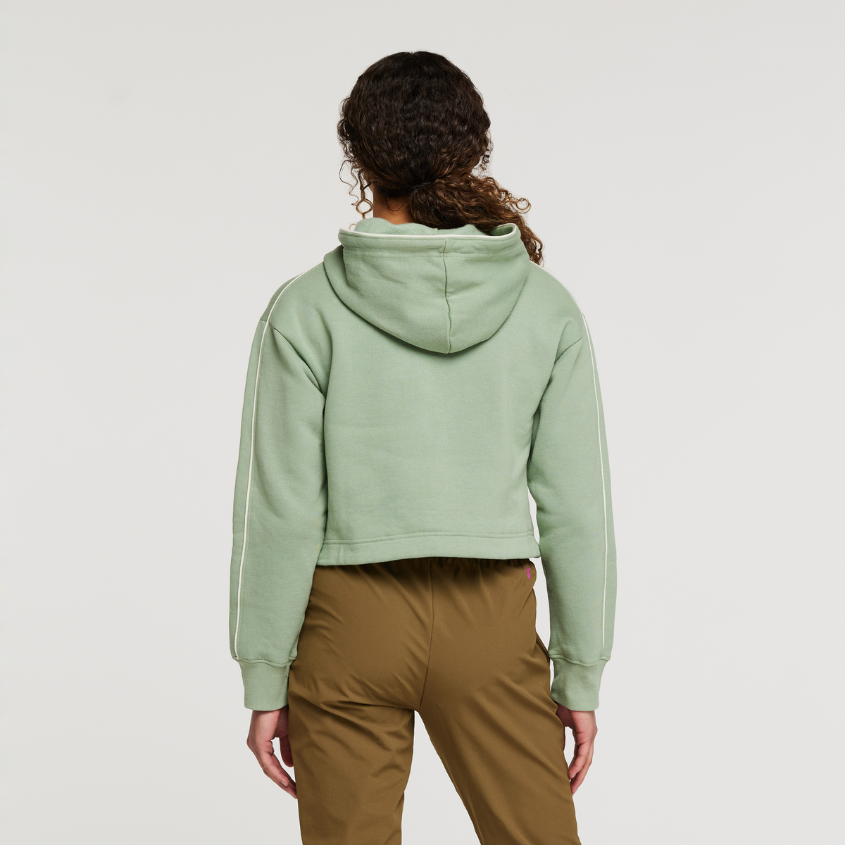 Do Good Organic Crop Sweatshirt - Women's, Silver Leaf, Model London