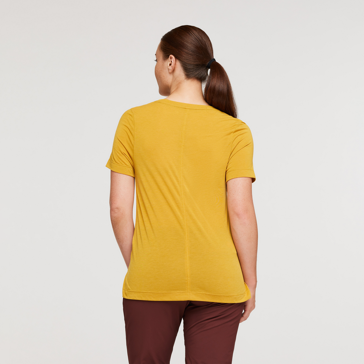 Paseo Travel T-Shirt - Women's, Amber, Model Aya