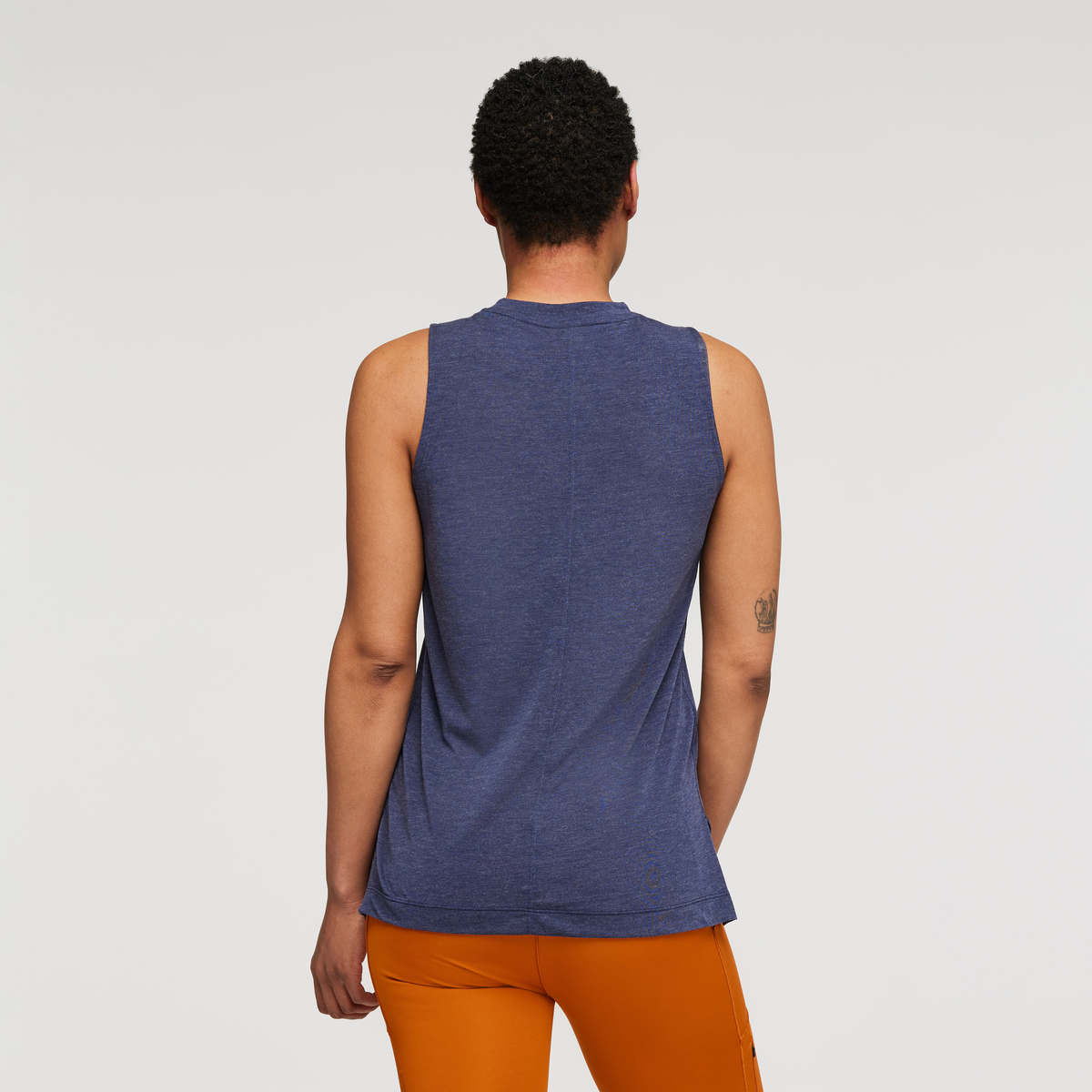 Paseo Travel Tank - Women's, Maritime, Model Callie