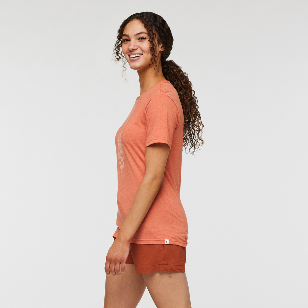 Topo Llama T-Shirt - Women's, Nectar, Model London