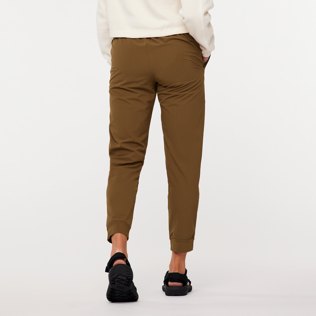 Veza Adventure Jogger - Women's, Oak, Model London