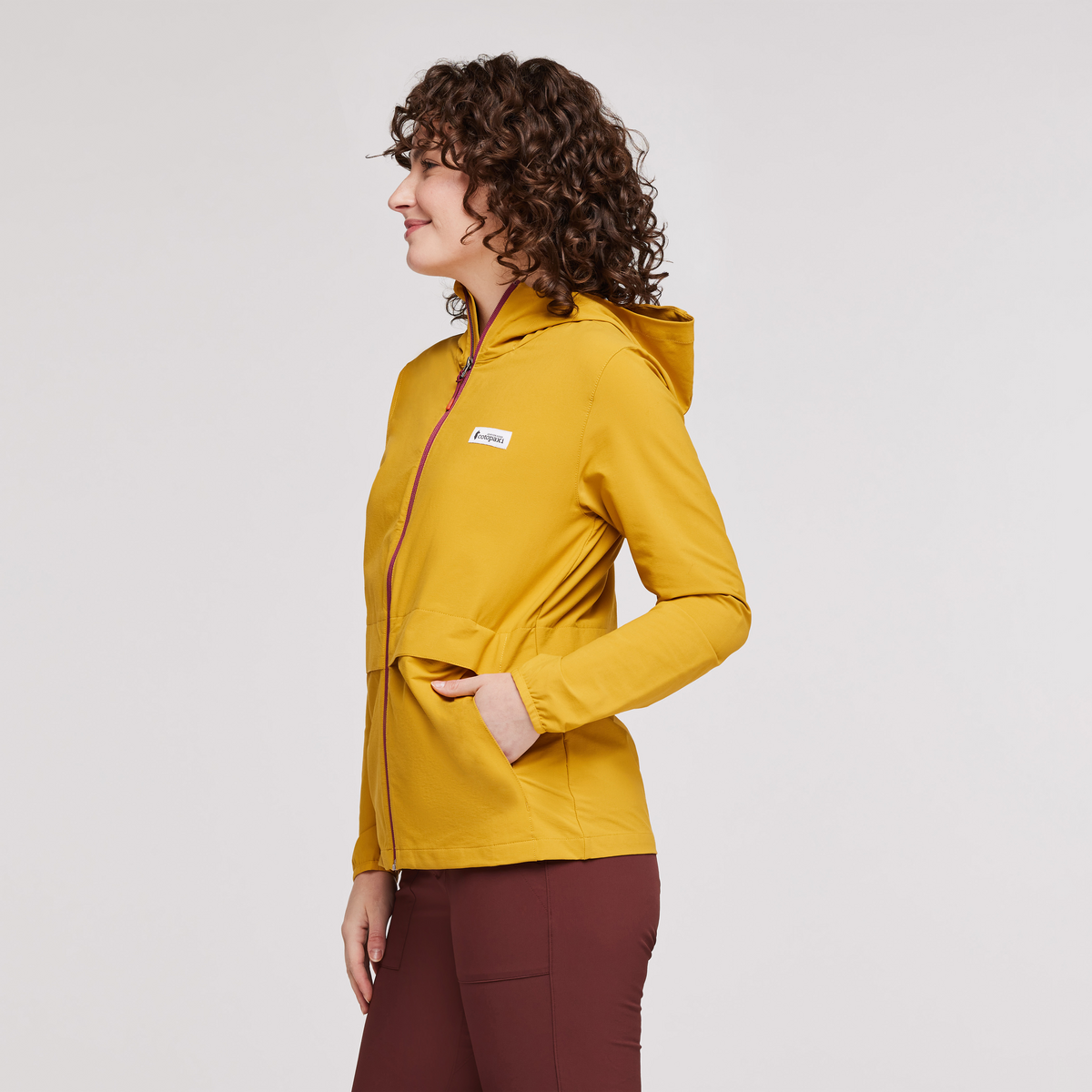Viento Travel Jacket - Women's, Amber, Model Courtney