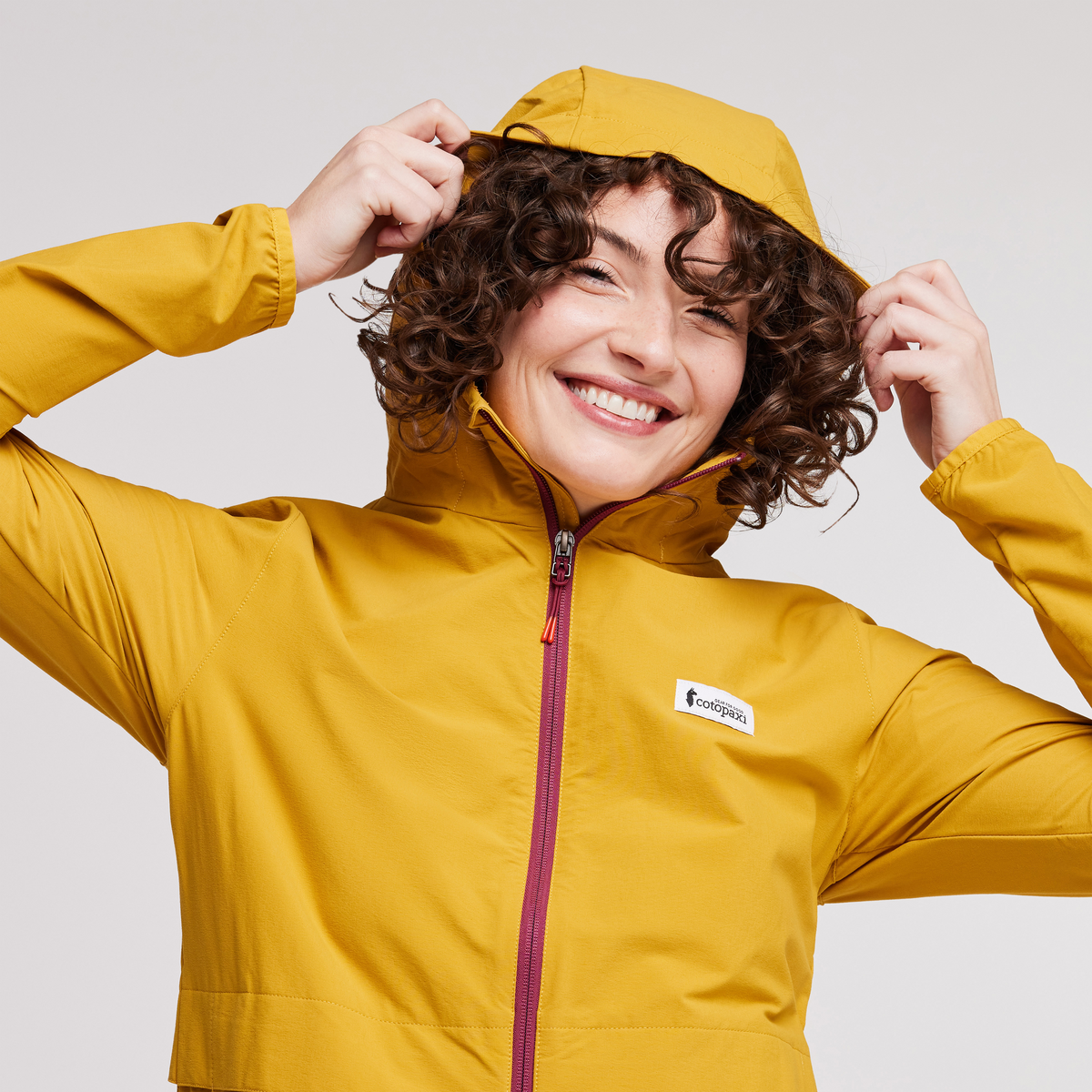 Viento Travel Jacket - Women's, Amber, Model Courtney