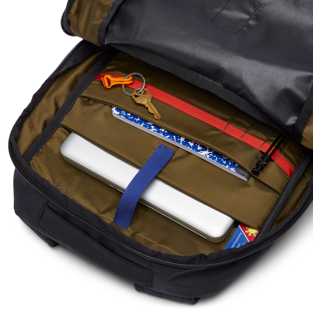 Chiquillo 26L Daypack - Cada Día, Cotopaxi Black, Detail