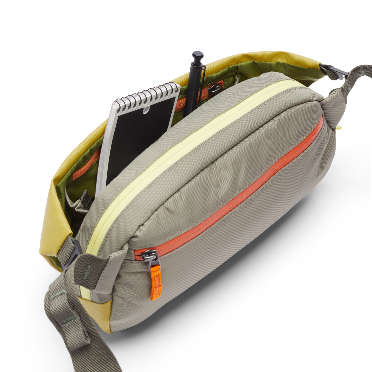 Coso 2L Hip Pack - Cada Día, Lemongrass/Stone, Detail