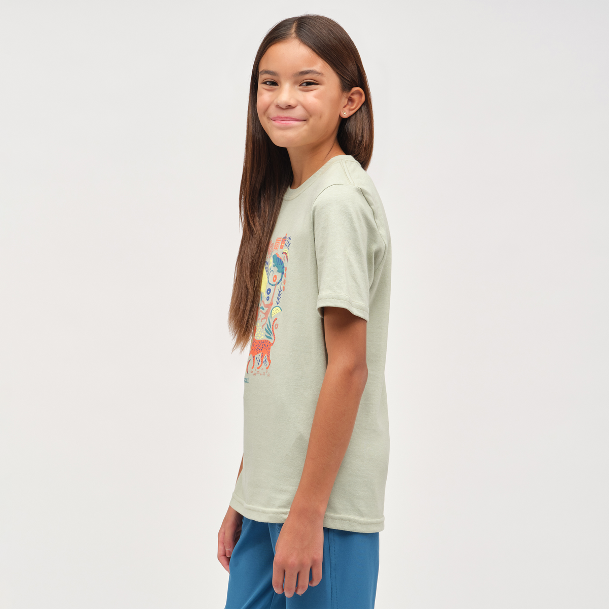 Ecuador Vibes T-Shirt - Kids', Green Tea, Model Scarlett