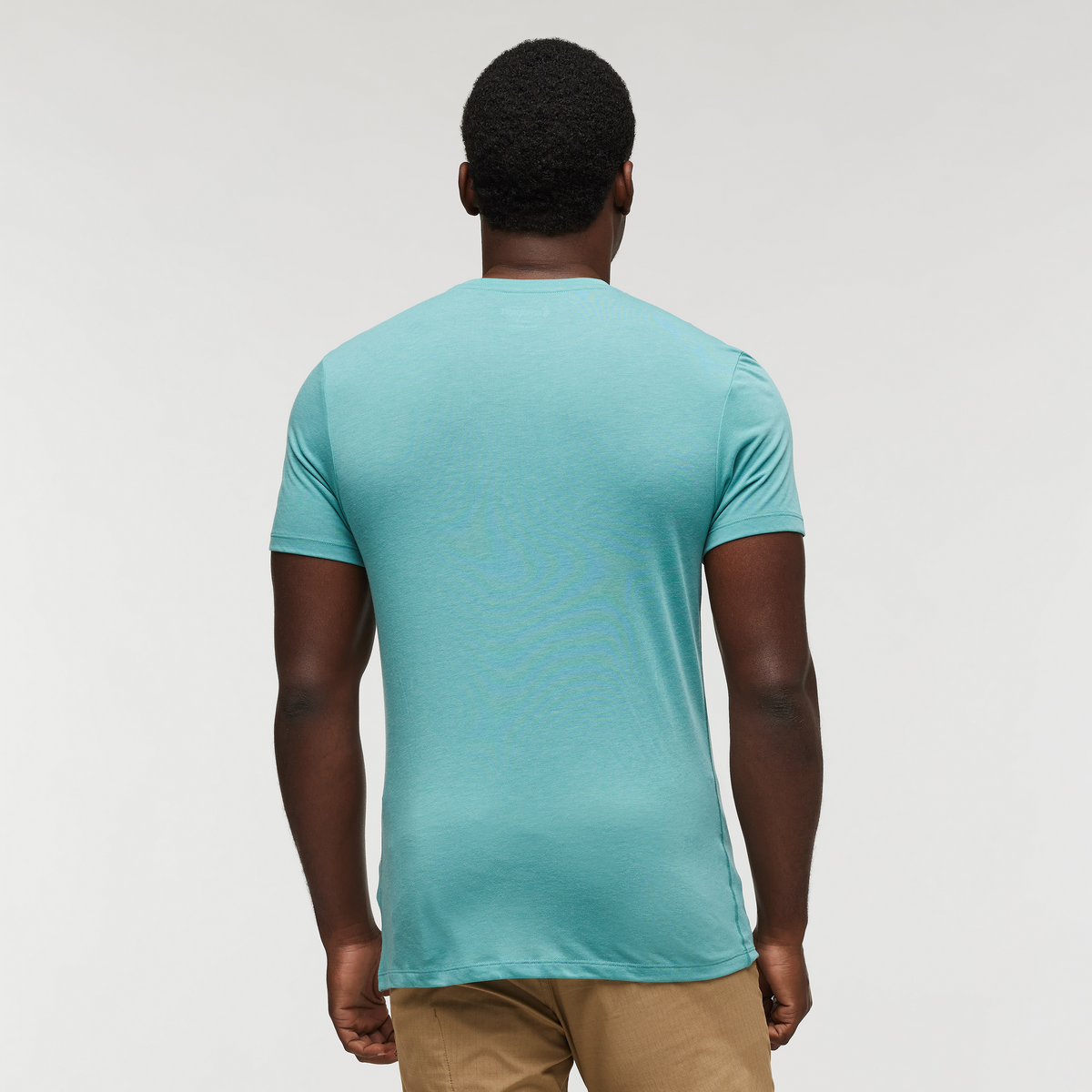 Paseo Travel Pocket T-Shirt - Men's, Coastal, Model Jeremy