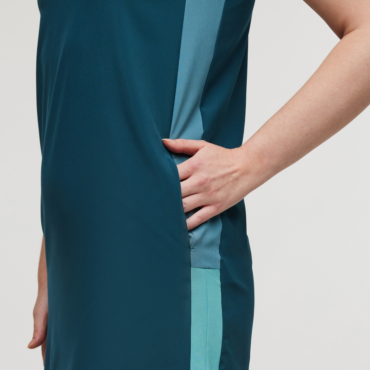 Cambio Dress - Women's, Abyss, Model Courtney