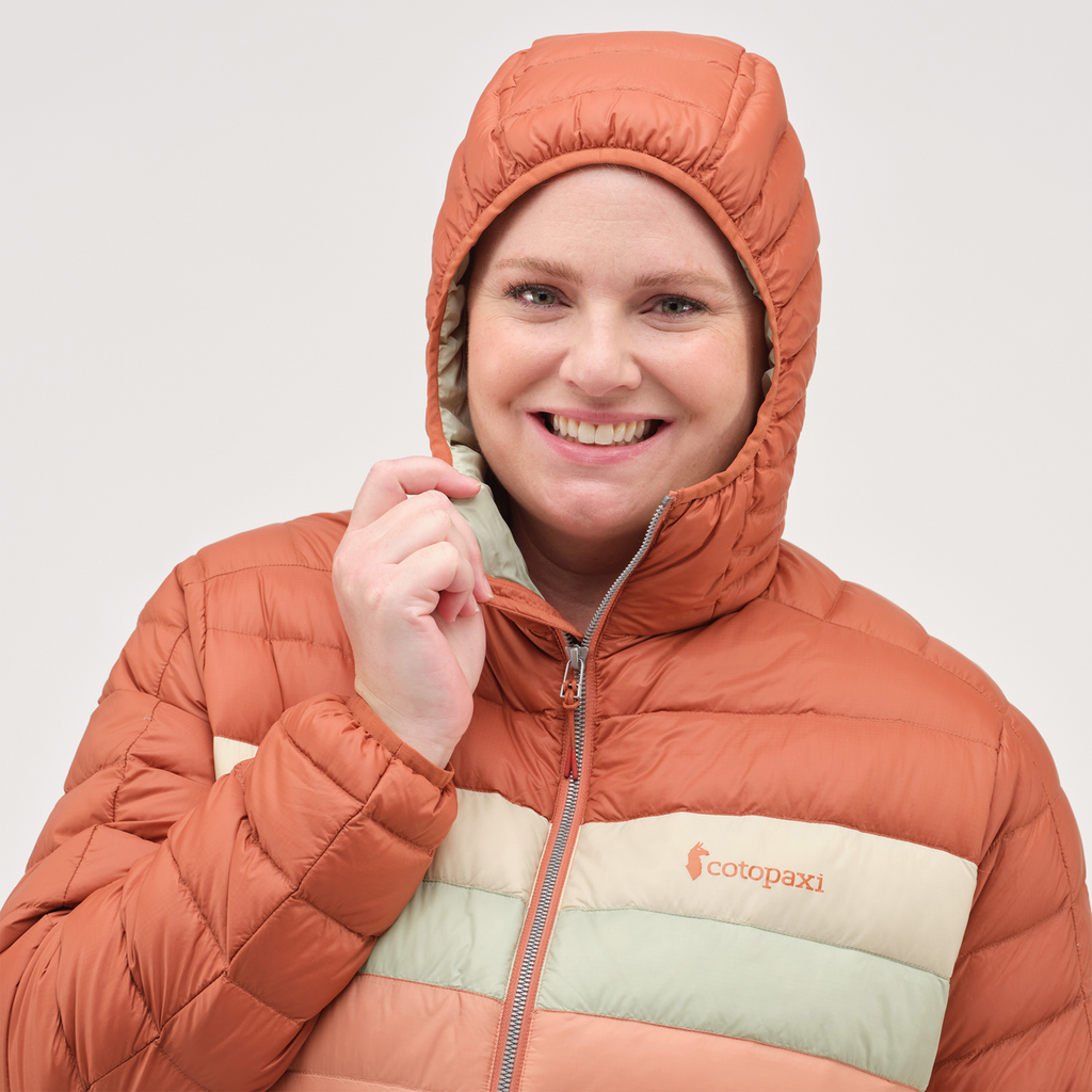 Fuego Hooded Down Jacket - Women's