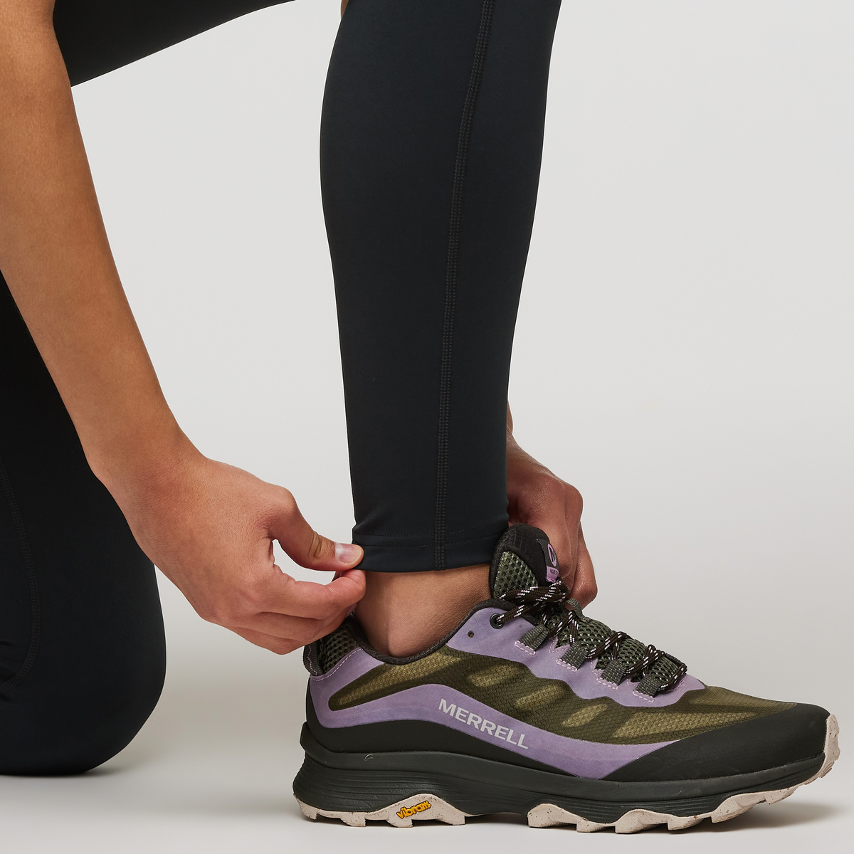 Muevo Tight - Women's, Cotopaxi Black, Model London