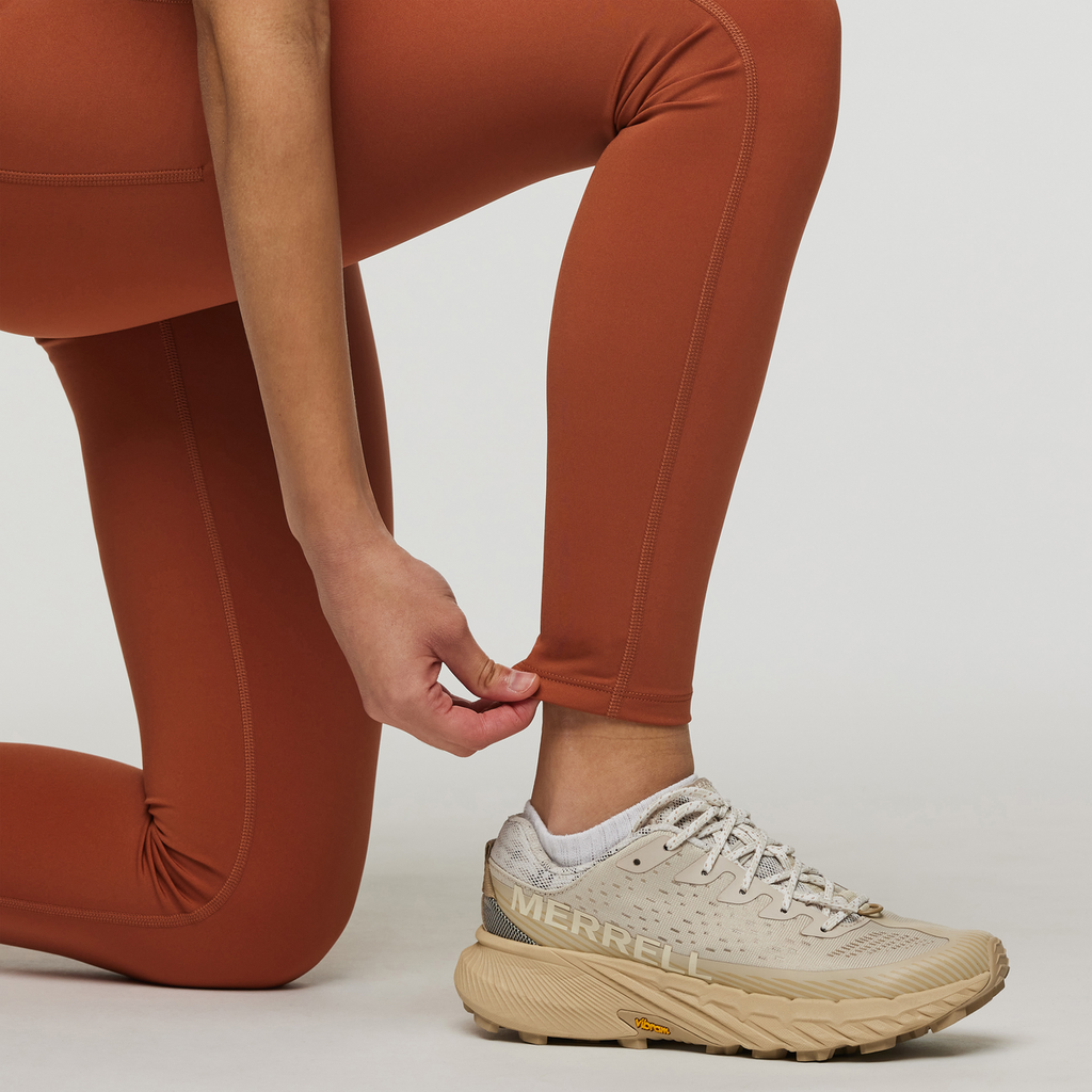 Muevo Tight - Women's, Faded Brick, Model London