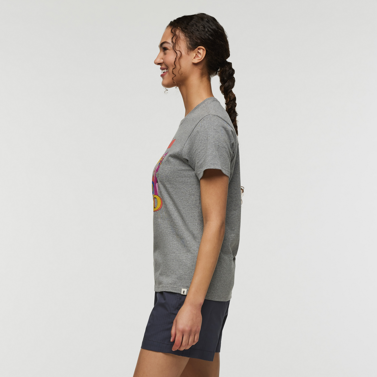 Pompones Do Good T-Shirt - Women's, Heather Grey, Model London