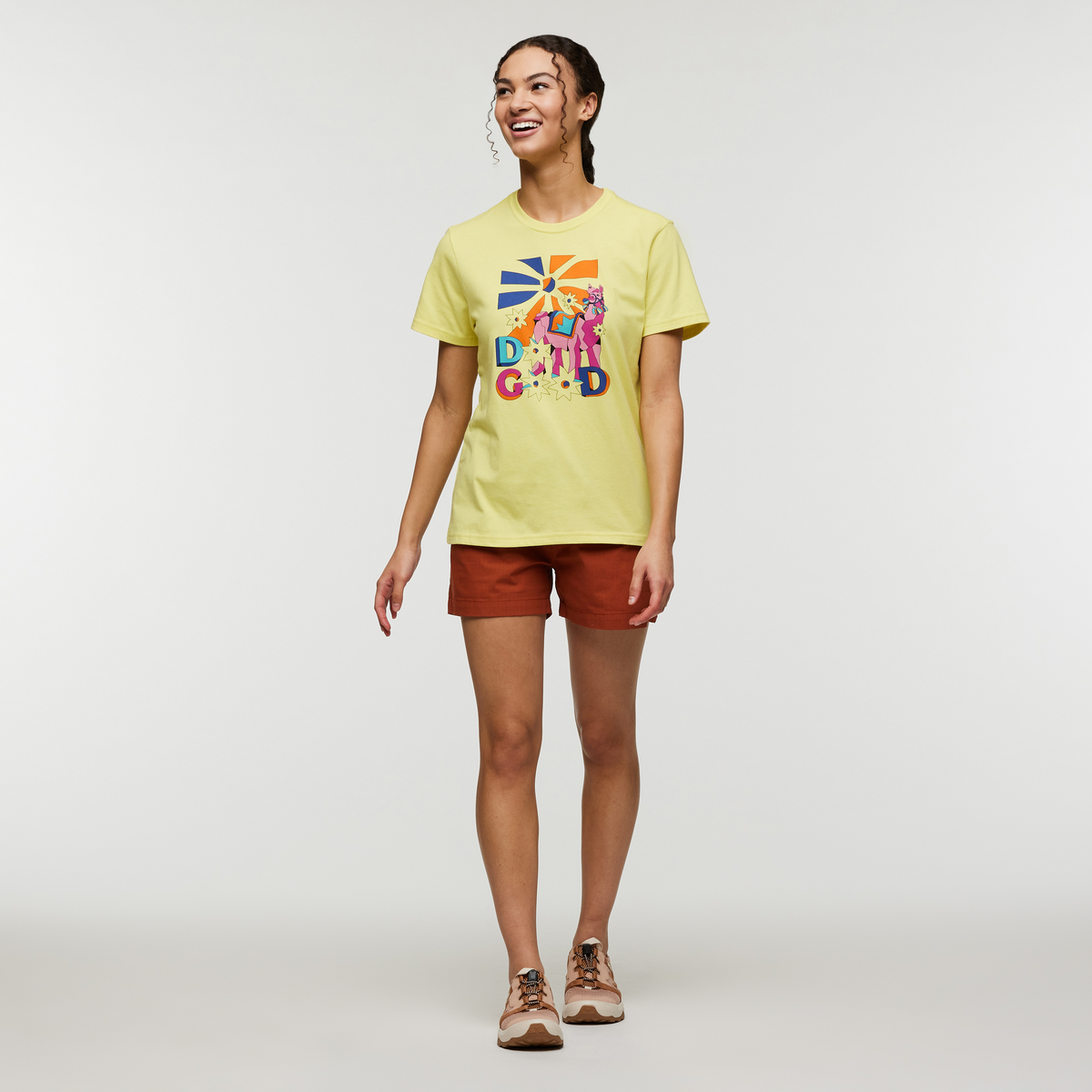 Pompones Do Good T-Shirt - Women's, Lemonade, Model London